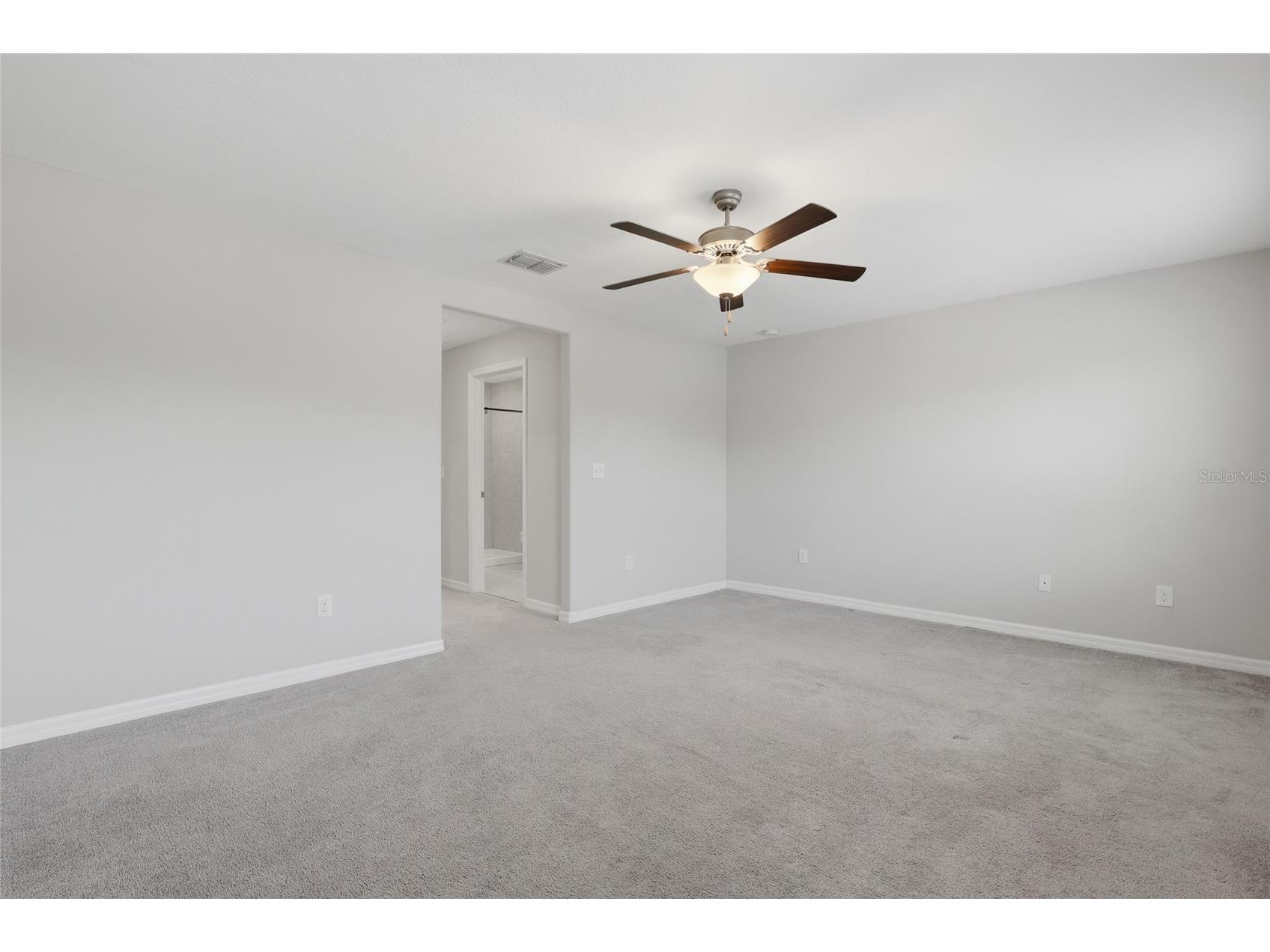 4540 Globe Thistle Drive Tampa FL 33619 TB8470104 image20