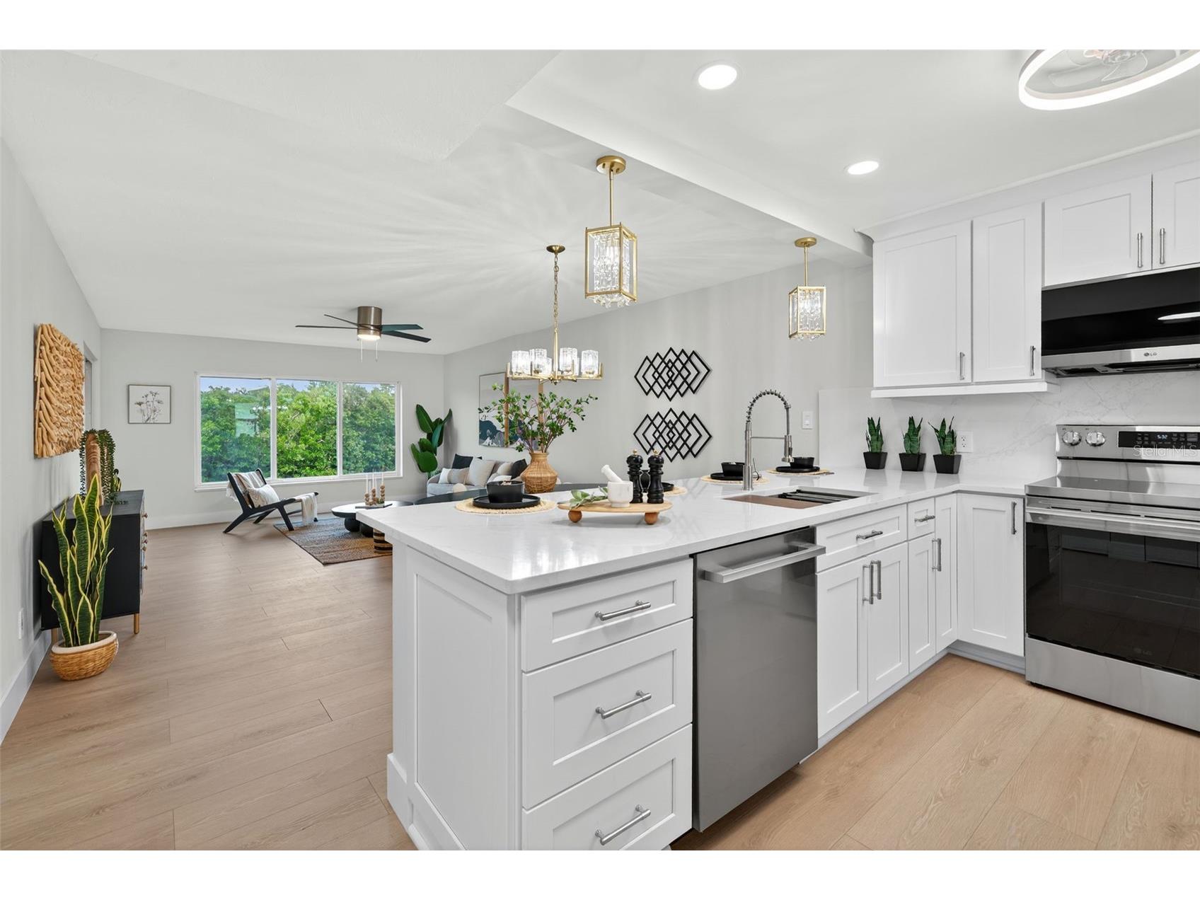 4540 Gulf Of Mexico Drive #204 Longboat Key FL 34228 A4667631 image5