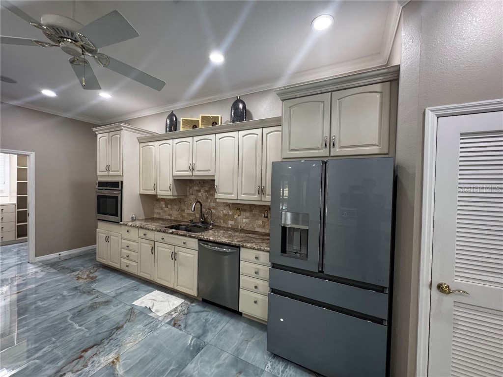 4540 Kipling Circle Sarasota FL 34241 TB8450626 image11