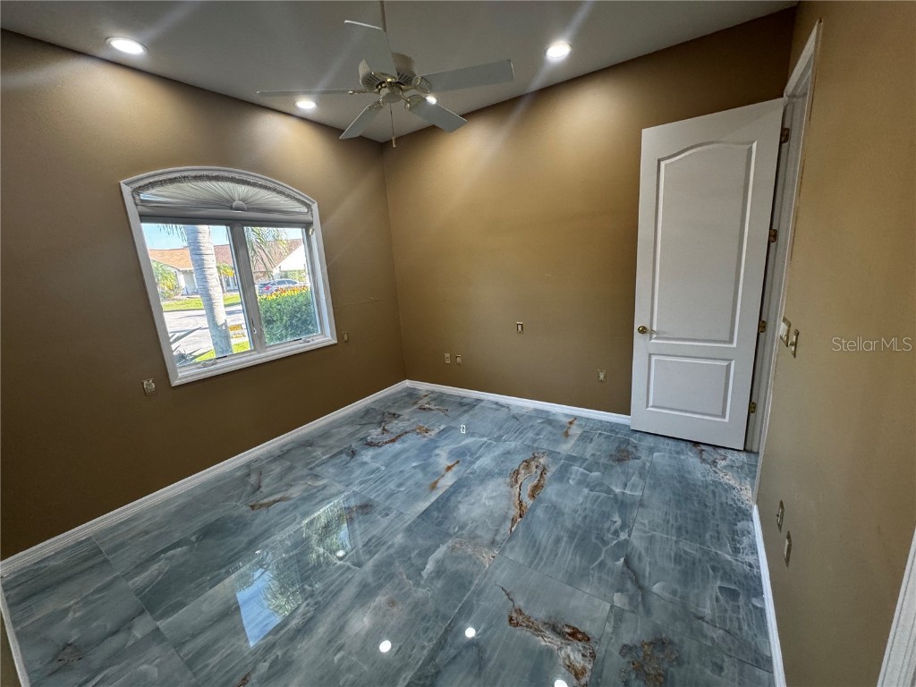 4540 Kipling Circle Sarasota FL 34241 TB8450626 image22