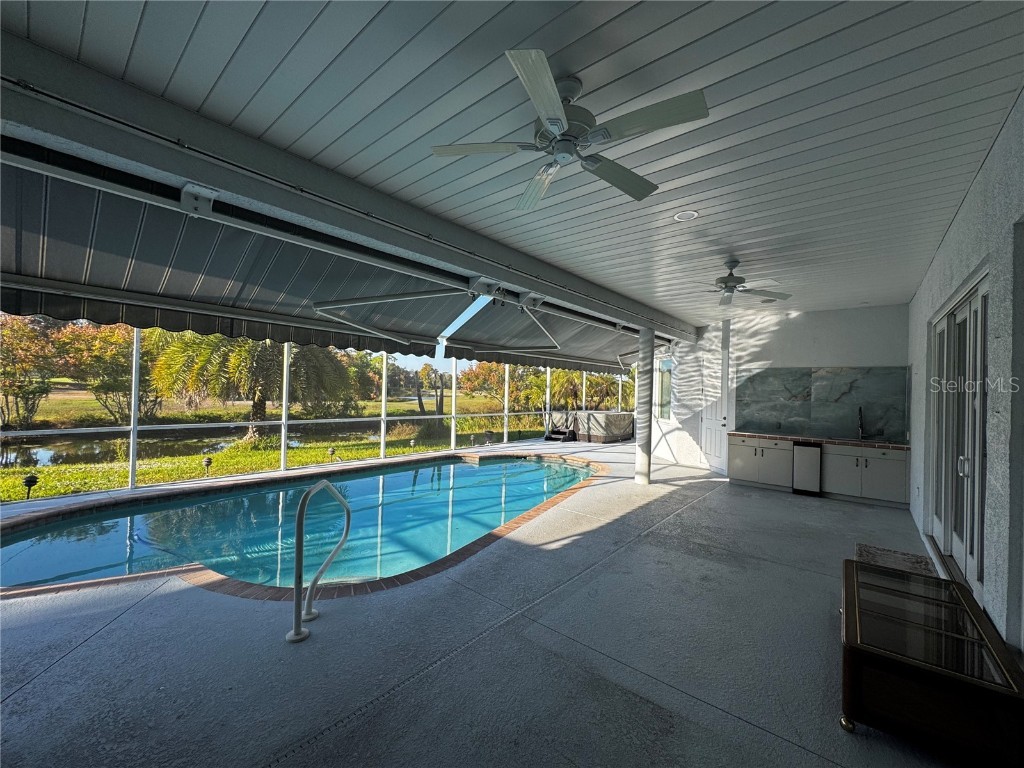 4540 Kipling Circle Sarasota FL 34241 TB8450626 image27