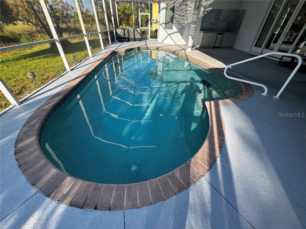 4540 Kipling Circle Sarasota FL 34241 TB8450626 image29