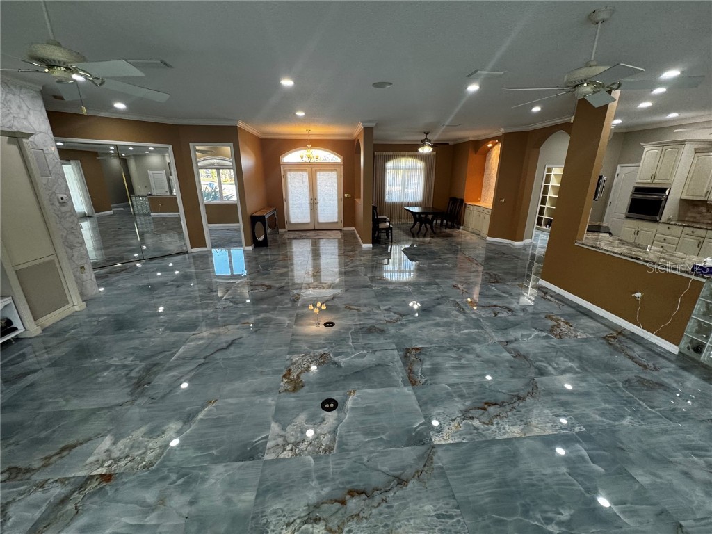 4540 Kipling Circle Sarasota FL 34241 TB8450626 image3