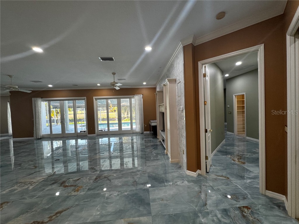 4540 Kipling Circle Sarasota FL 34241 TB8450626 image4