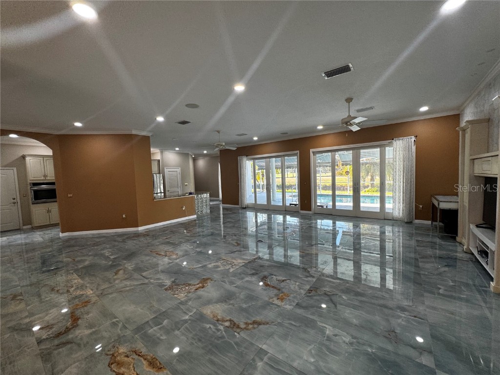 4540 Kipling Circle Sarasota FL 34241 TB8450626 image5