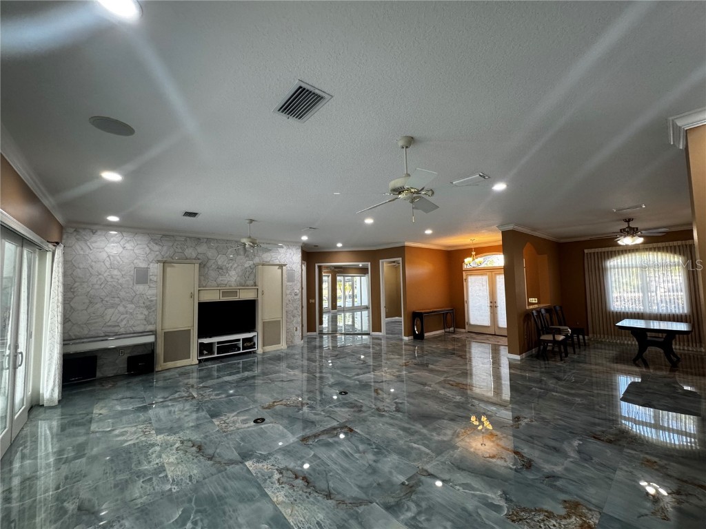 4540 Kipling Circle Sarasota FL 34241 TB8450626 image8