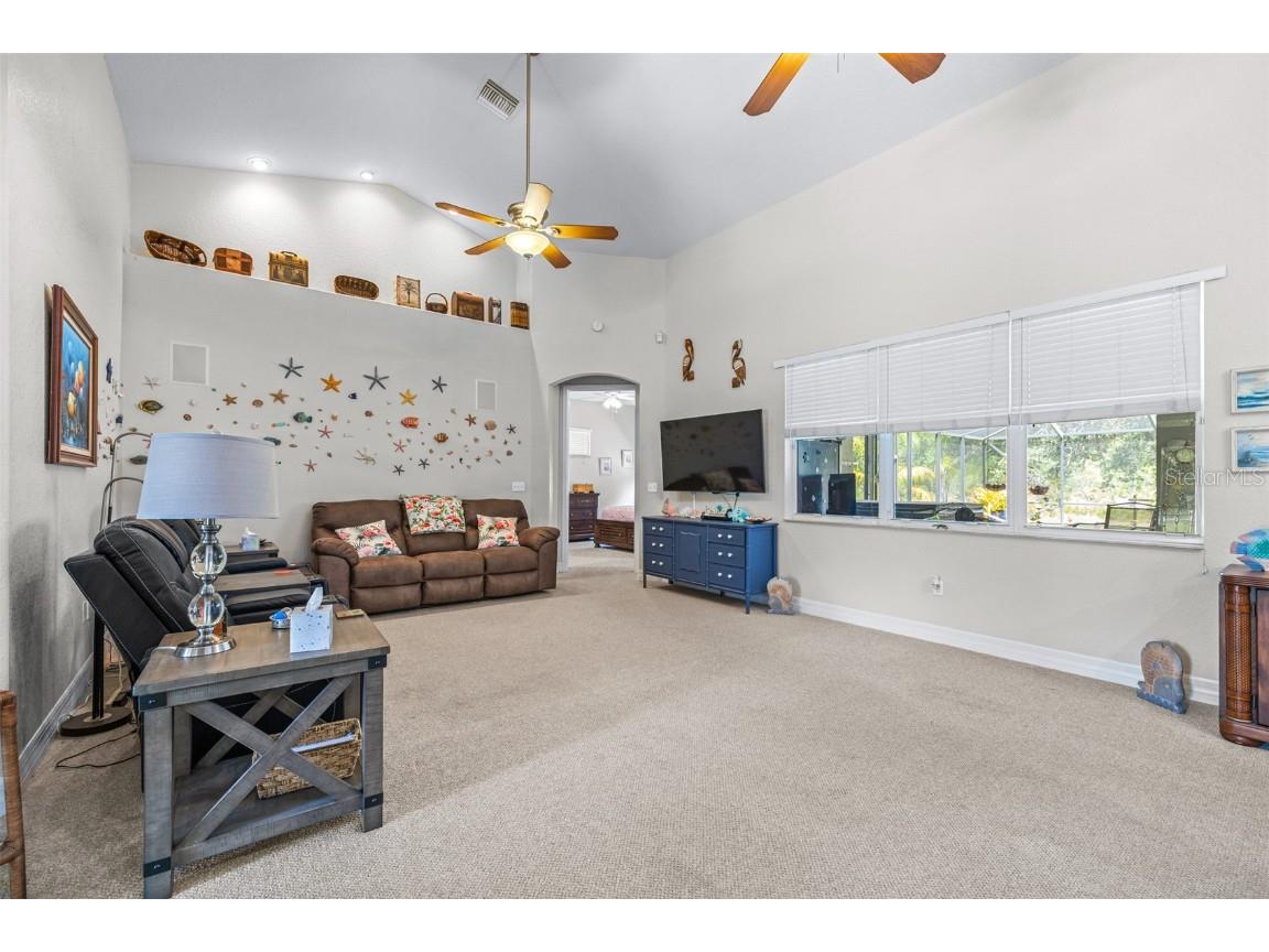 4540 Park Avenue Indian Lake Estates FL 33855 L4952680 image10