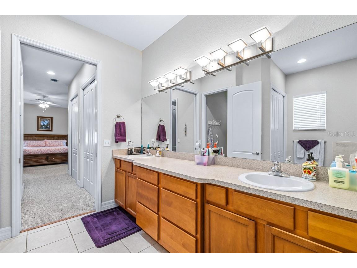 4540 Park Avenue Indian Lake Estates FL 33855 L4952680 image22