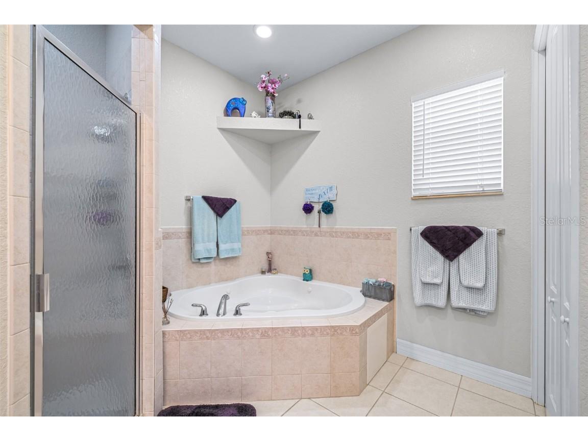 4540 Park Avenue Indian Lake Estates FL 33855 L4952680 image24