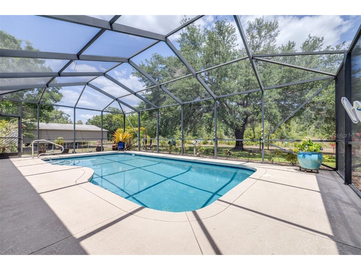 4540 Park Avenue Indian Lake Estates FL 33855 L4952680 image32