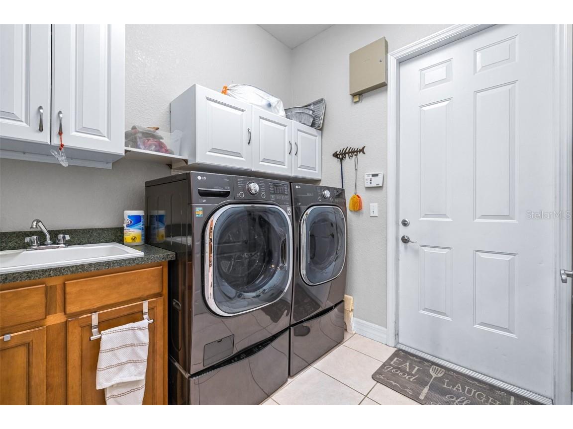 4540 Park Avenue Indian Lake Estates FL 33855 L4952680 image37