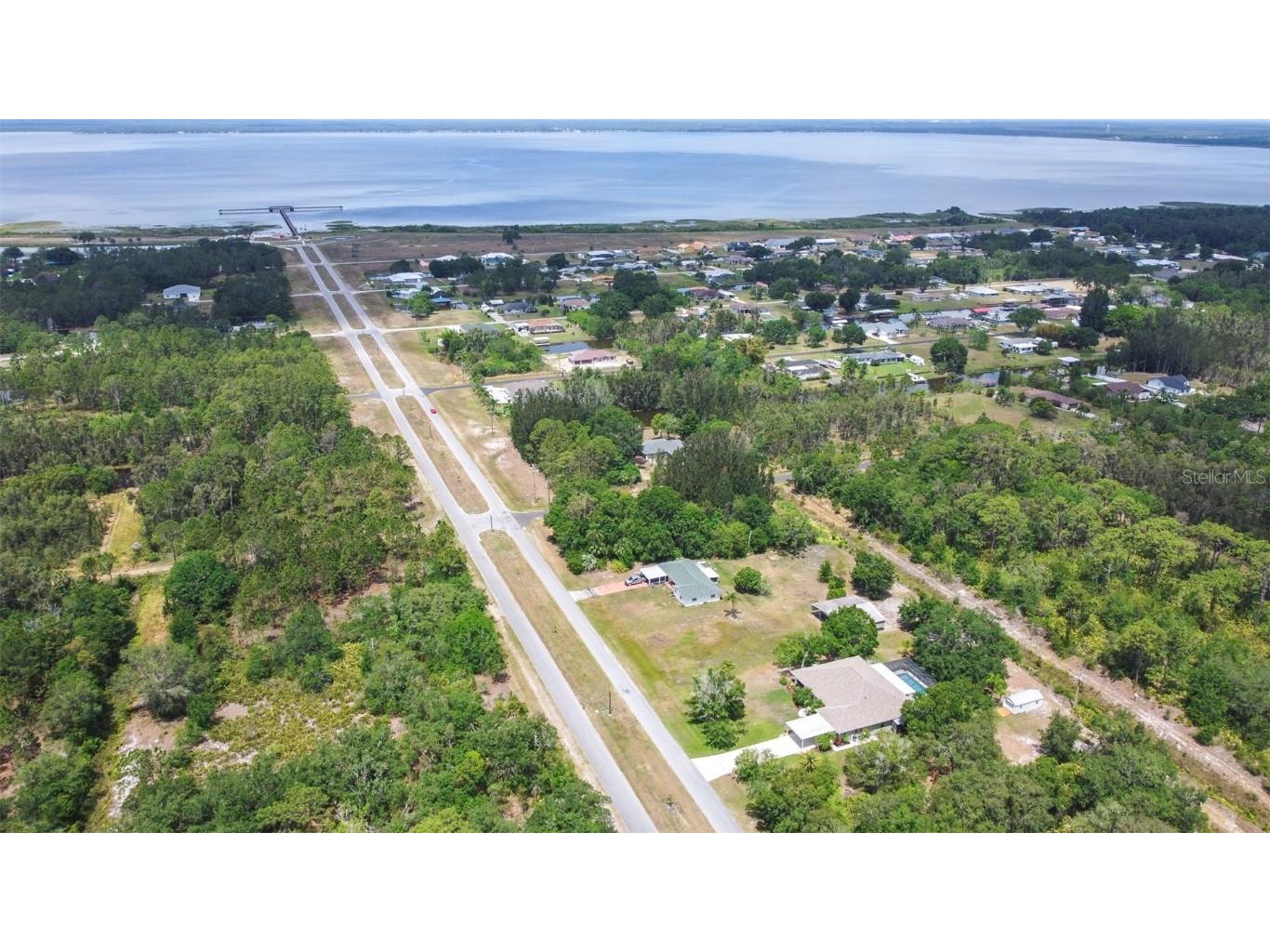 4540 Park Avenue Indian Lake Estates FL 33855 L4952680 image57