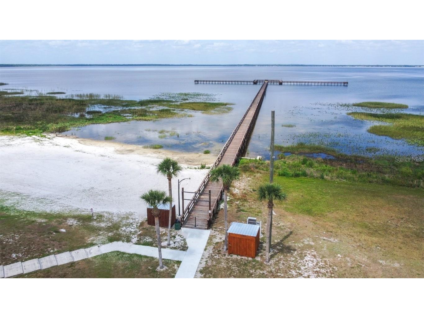 4540 Park Avenue Indian Lake Estates FL 33855 L4952680 image62