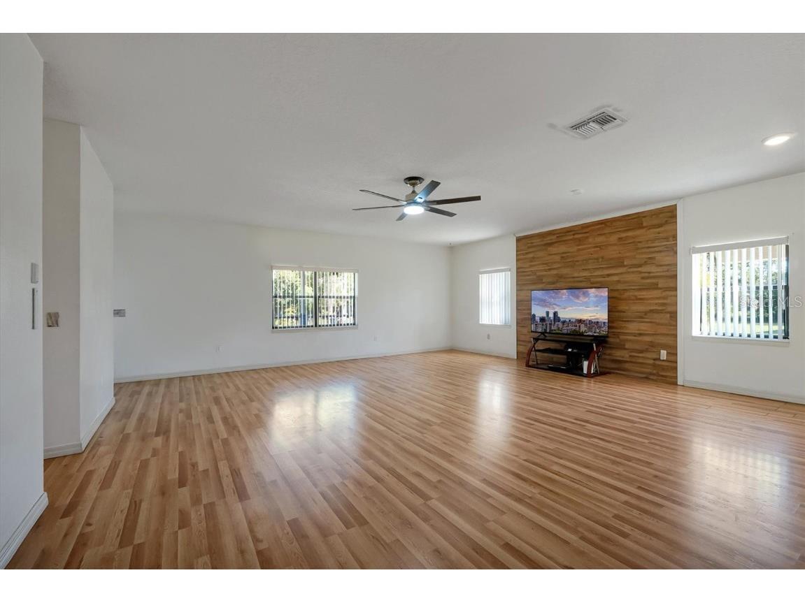 4540 Pine Tree Dr Saint Cloud FL 34772 S5137084 image10