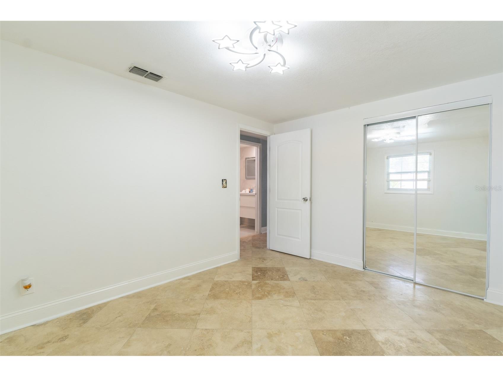 4540 W Jean Street Tampa FL 33614 TB8496078 image9