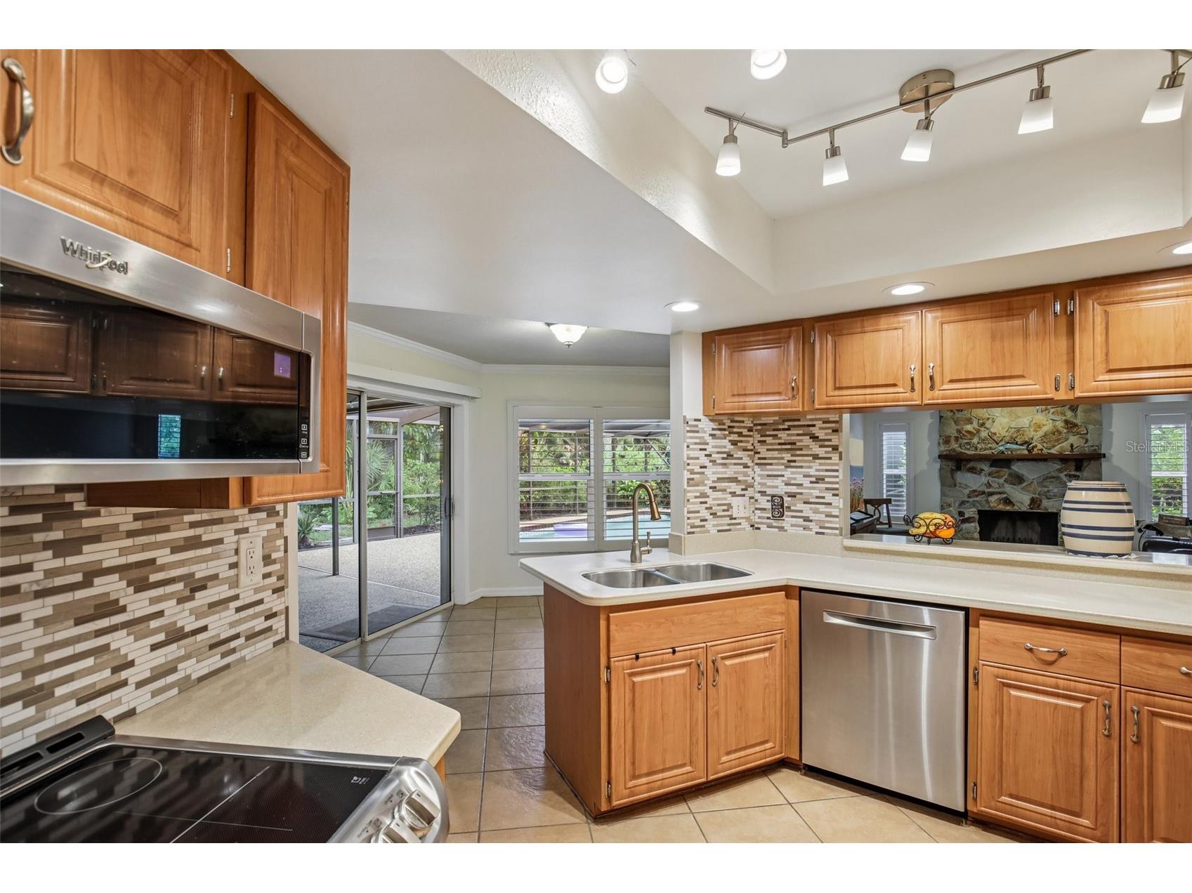 4541 Charing Cross Road Sarasota FL 34241 TB8506161 image12
