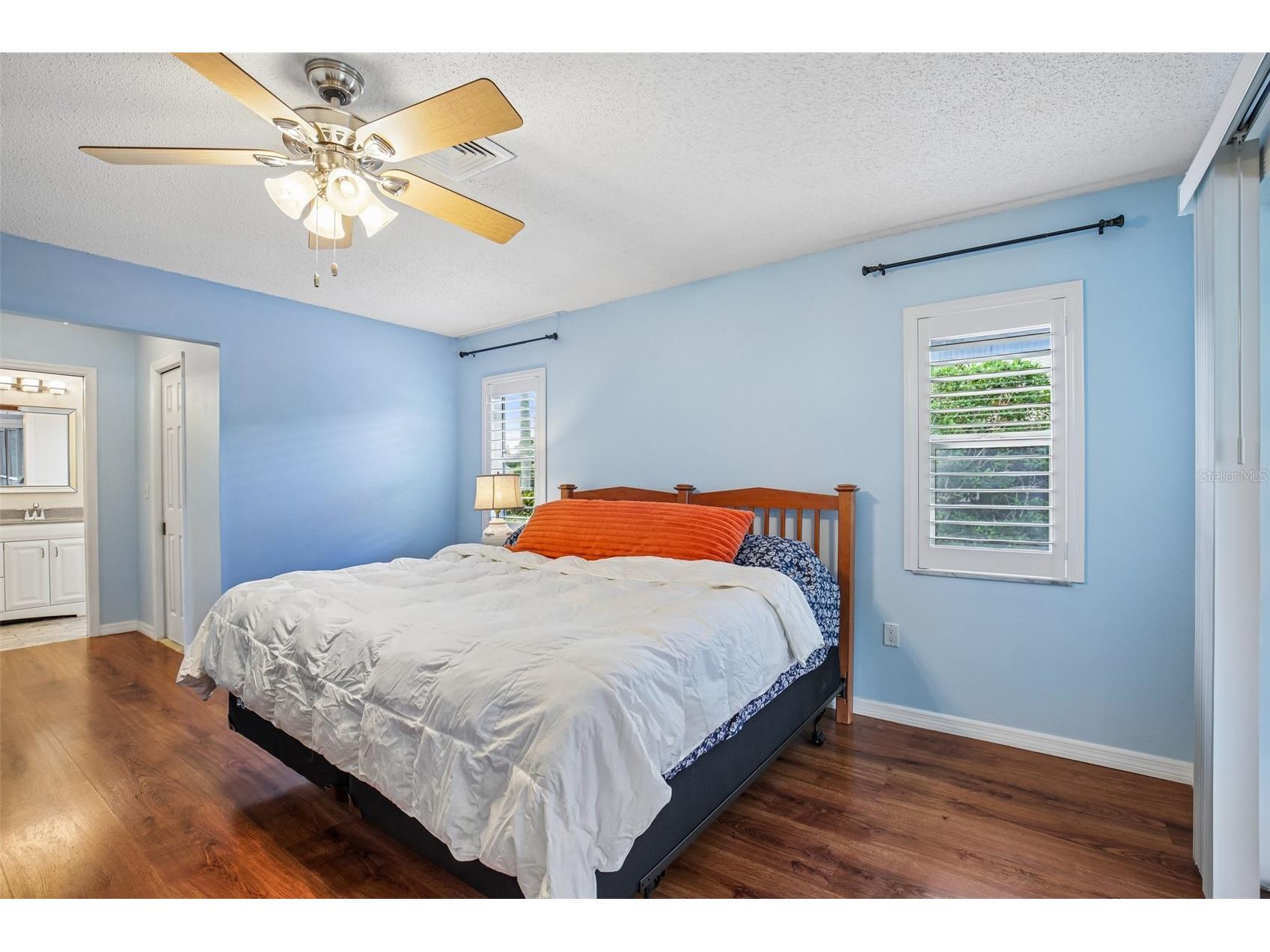 4541 Charing Cross Road Sarasota FL 34241 TB8506161 image18