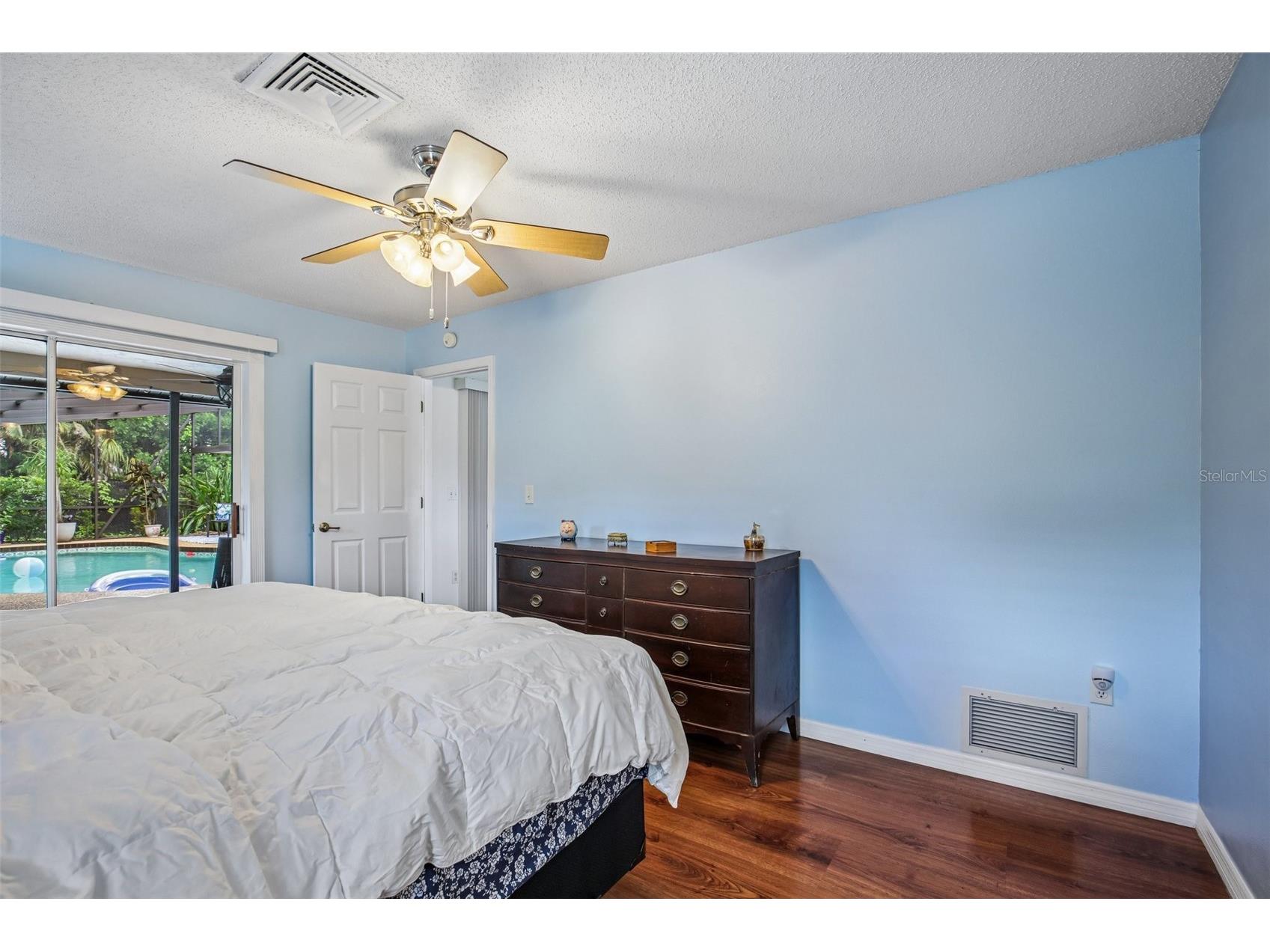 4541 Charing Cross Road Sarasota FL 34241 TB8506161 image19