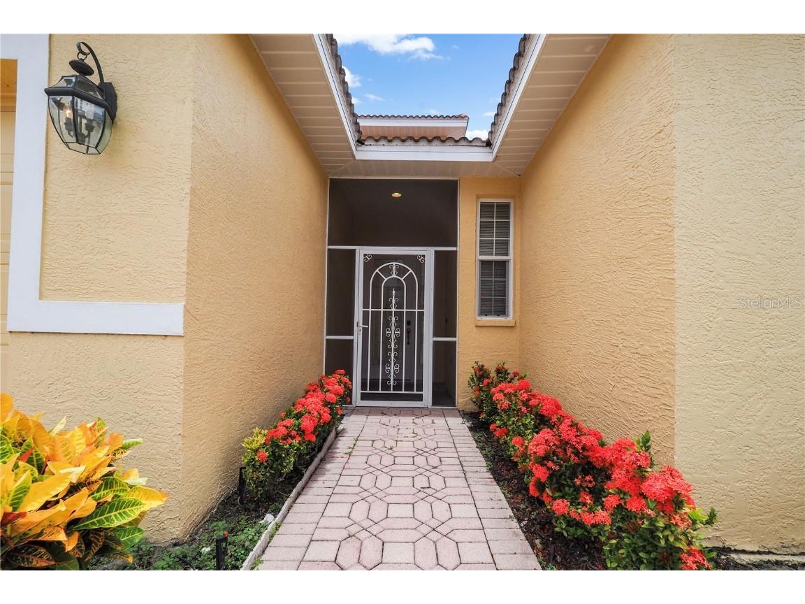 4541 Murcia Boulevard #11 Sarasota FL 34238 A4673824 image4