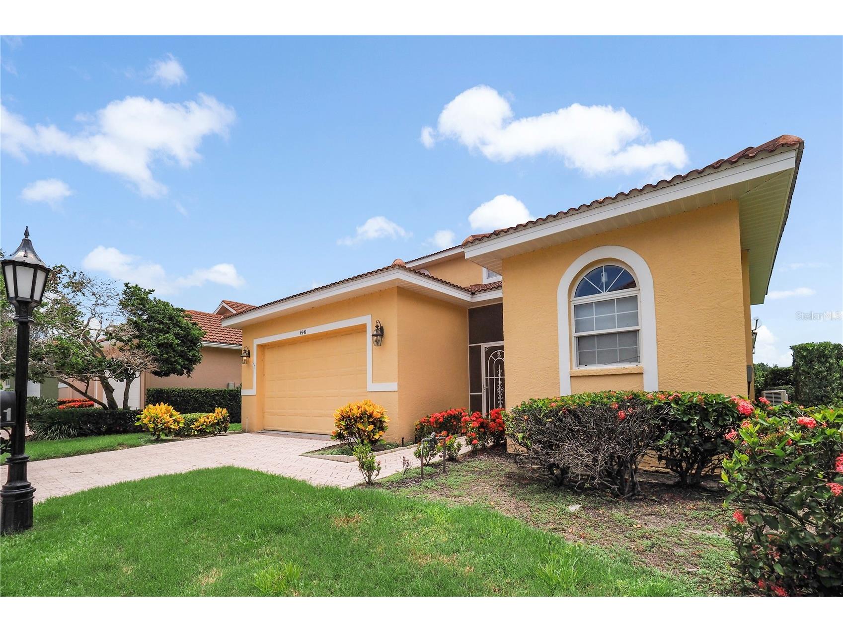 4541 Murcia Boulevard #11 Sarasota FL 34238 A4693993 image2