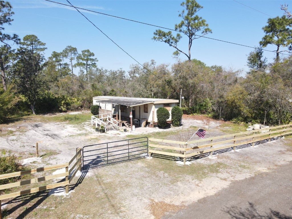 45411 Carolina Street Paisley FL 32767 G5095340 image1