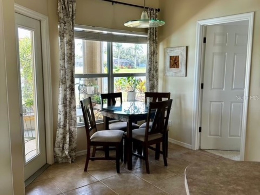 4542 35th Avenue Circle E Palmetto FL 34221 A4673731 image11