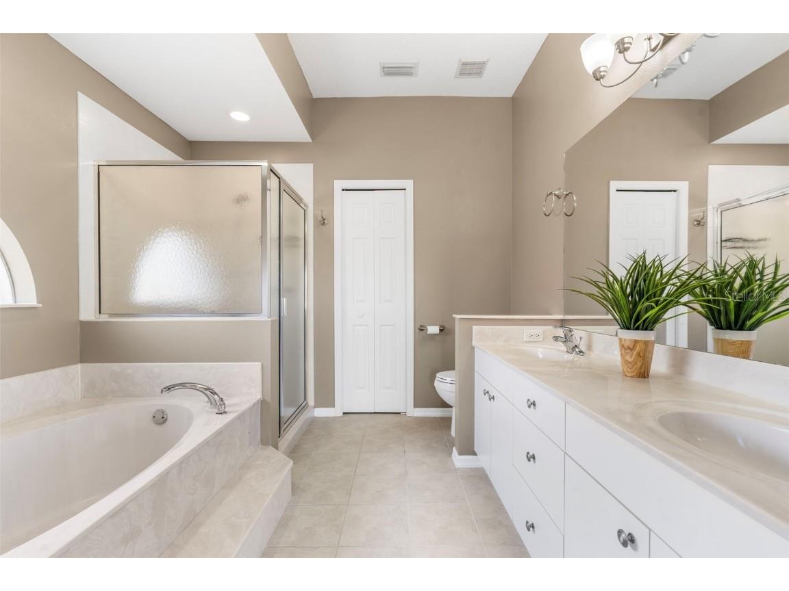 4542 35th Avenue Circle E Palmetto FL 34221 A4673731 image17