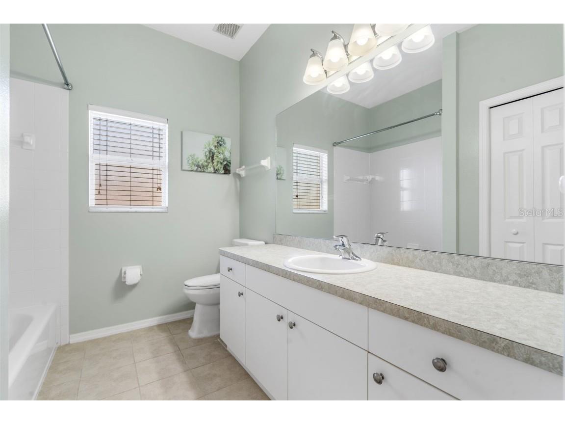 4542 35th Avenue Circle E Palmetto FL 34221 A4673731 image23