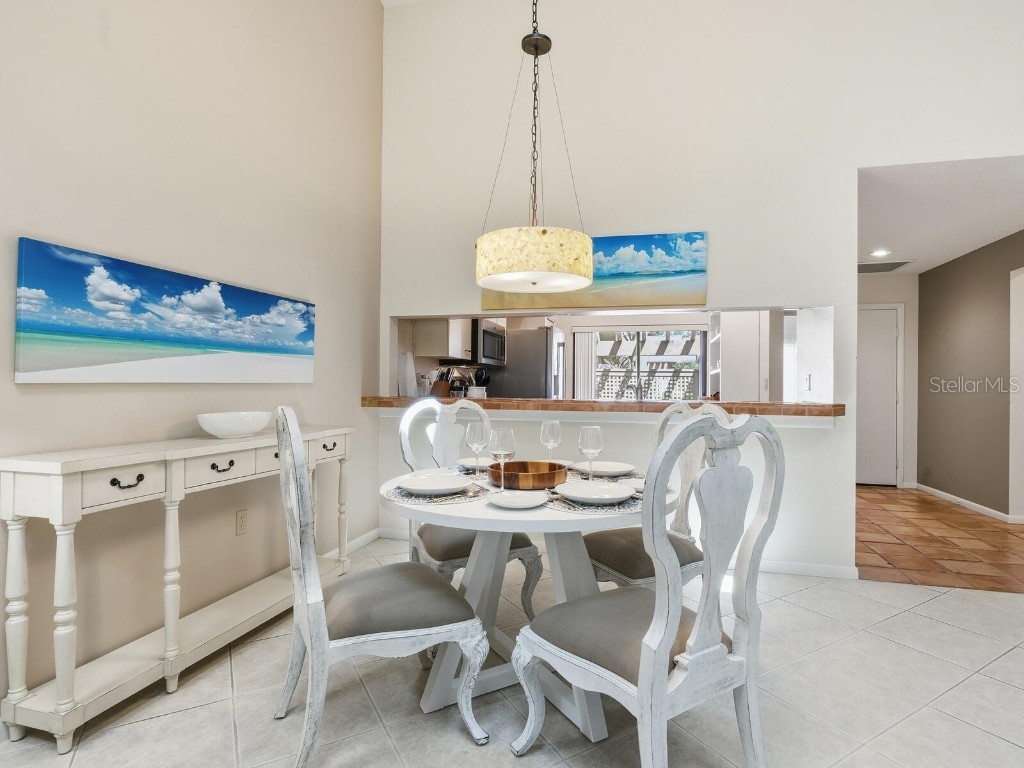 4542 Kingsmere #46 Sarasota FL 34235 A4670244 image7