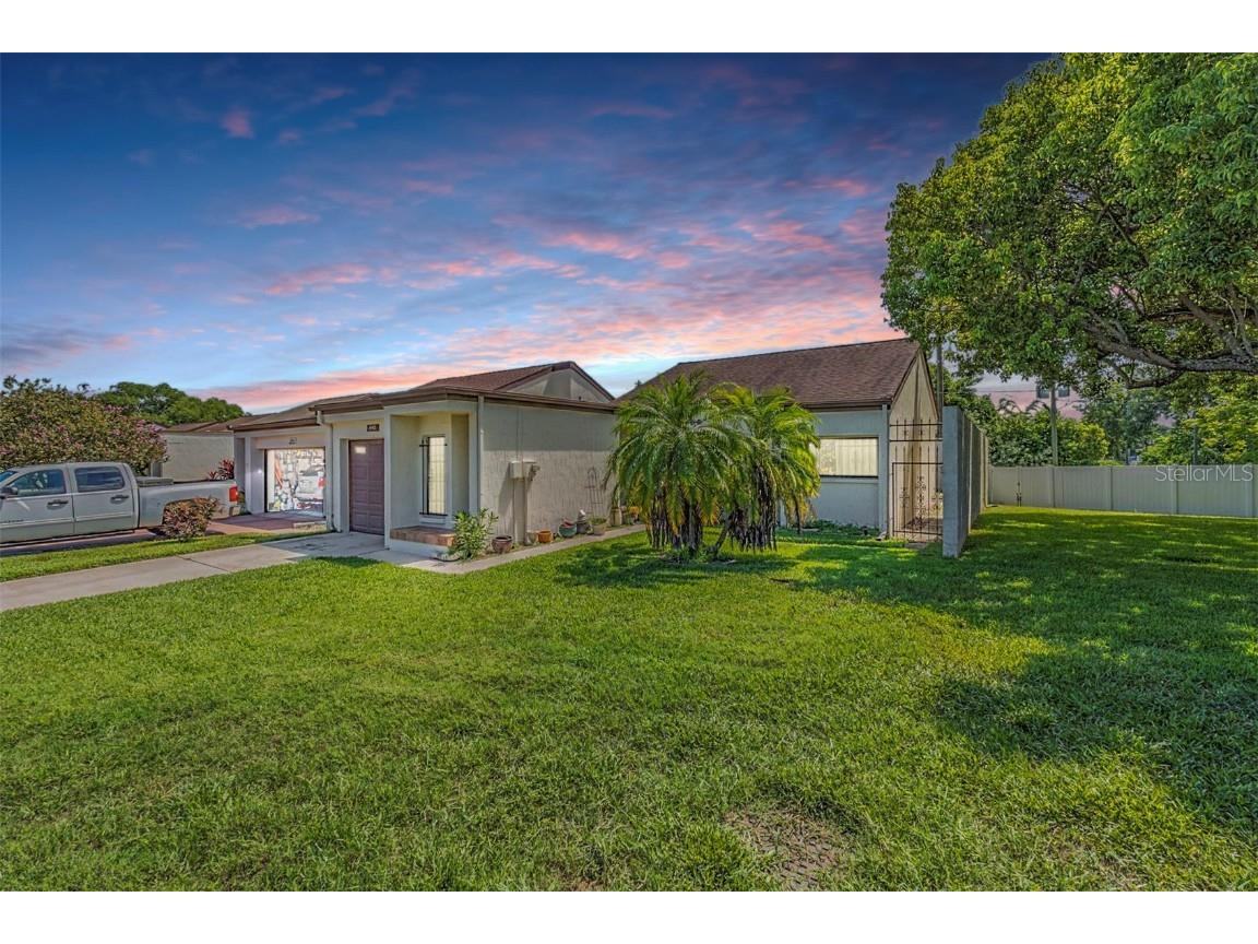 4542 Stonehaven Place New Port Richey FL 34652 U8209707 image1