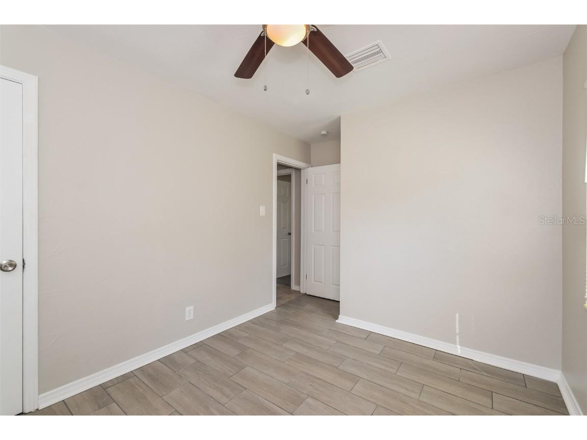 4542 Tarpon Drive Tampa FL 33617 O6301826 image12