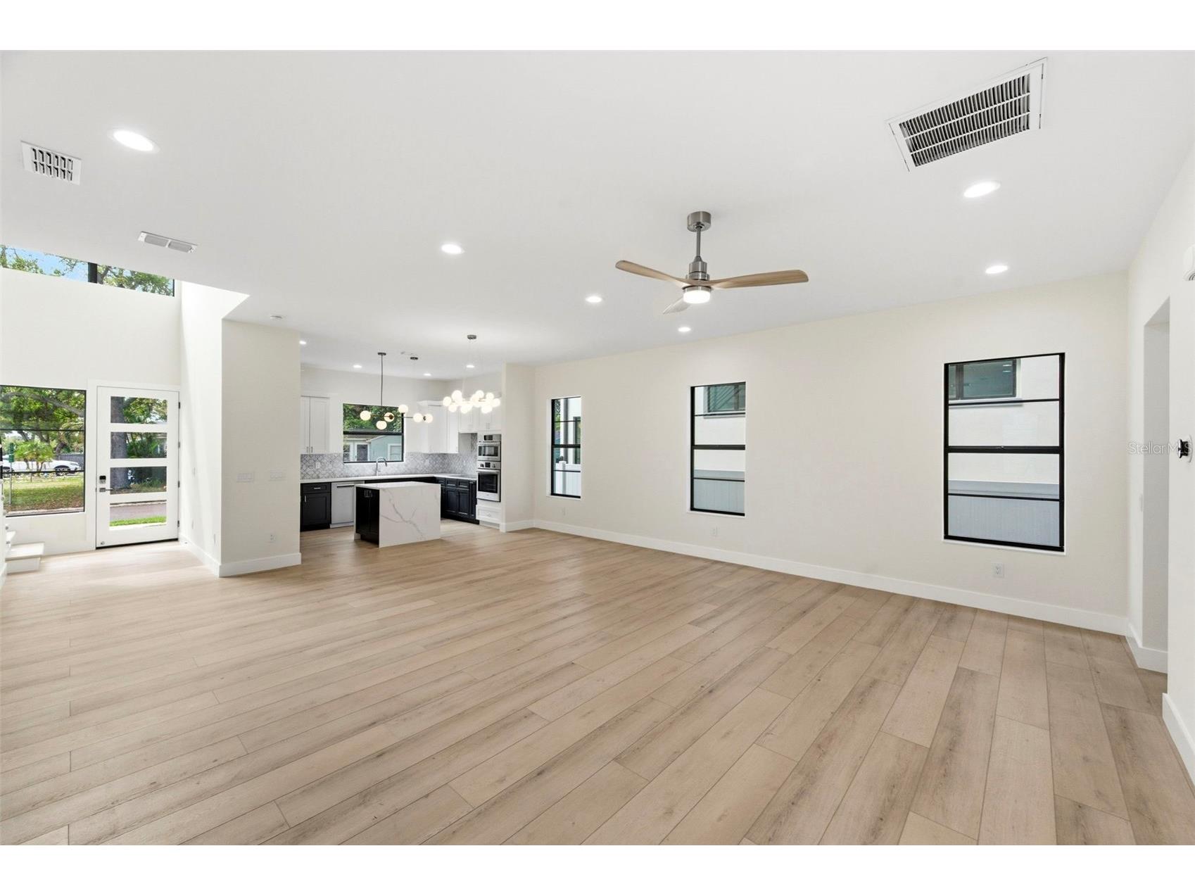 4543 26th Avenue S Saint Petersburg FL 33711 TB8485765 image14