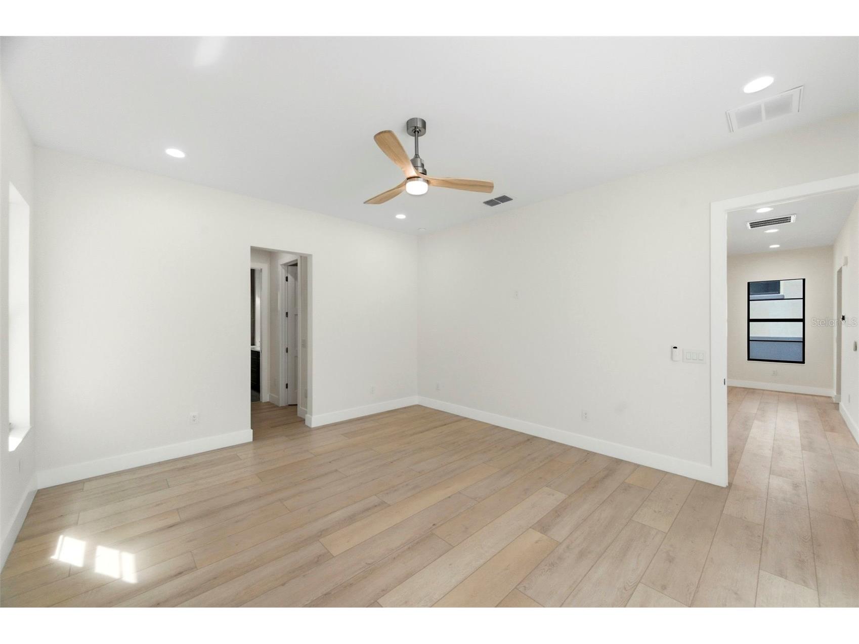 4543 26th Avenue S Saint Petersburg FL 33711 TB8485765 image25