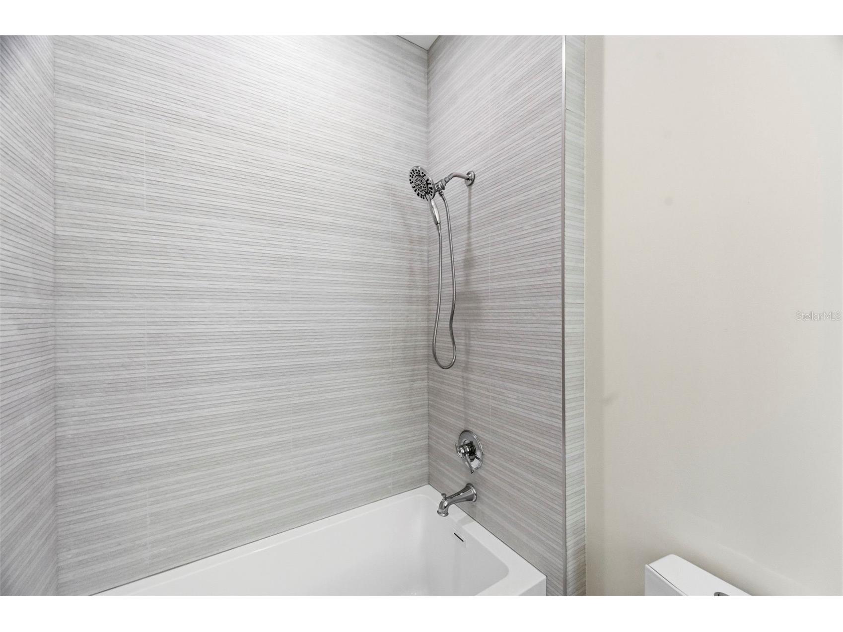 4543 26th Avenue S Saint Petersburg FL 33711 TB8485765 image47