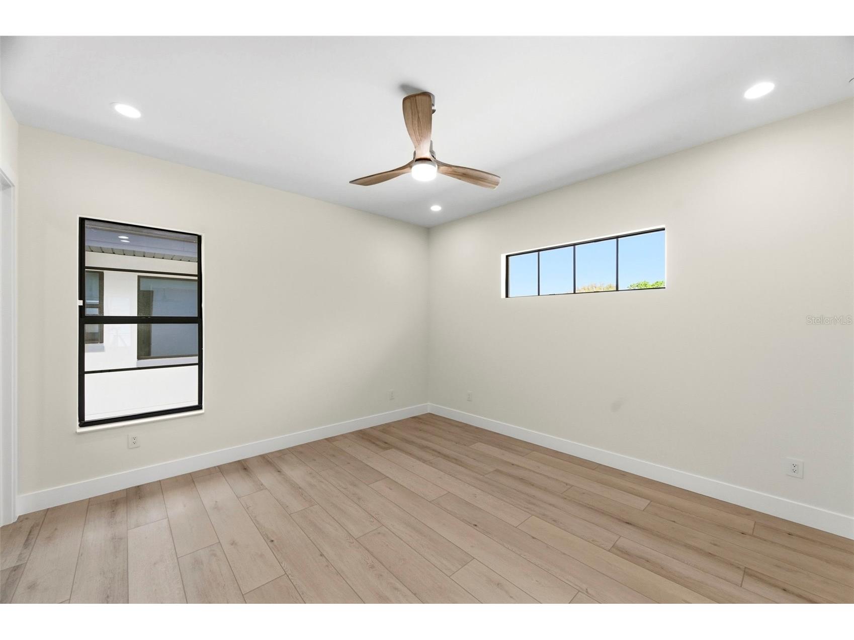 4543 26th Avenue S Saint Petersburg FL 33711 TB8485765 image48