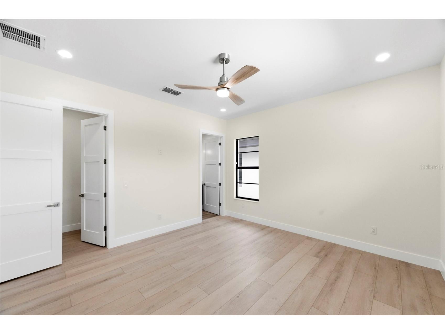 4543 26th Avenue S Saint Petersburg FL 33711 TB8485765 image49