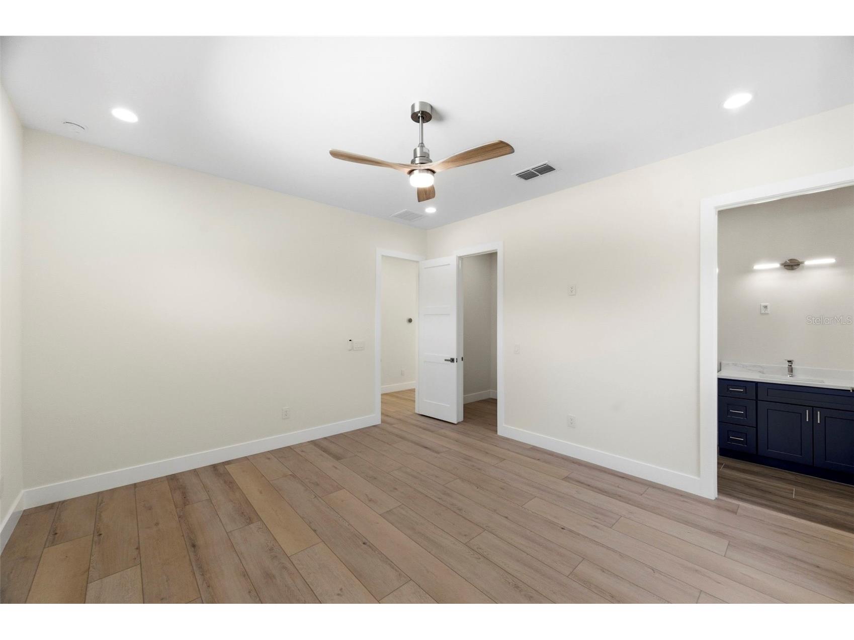 4543 26th Avenue S Saint Petersburg FL 33711 TB8485765 image50