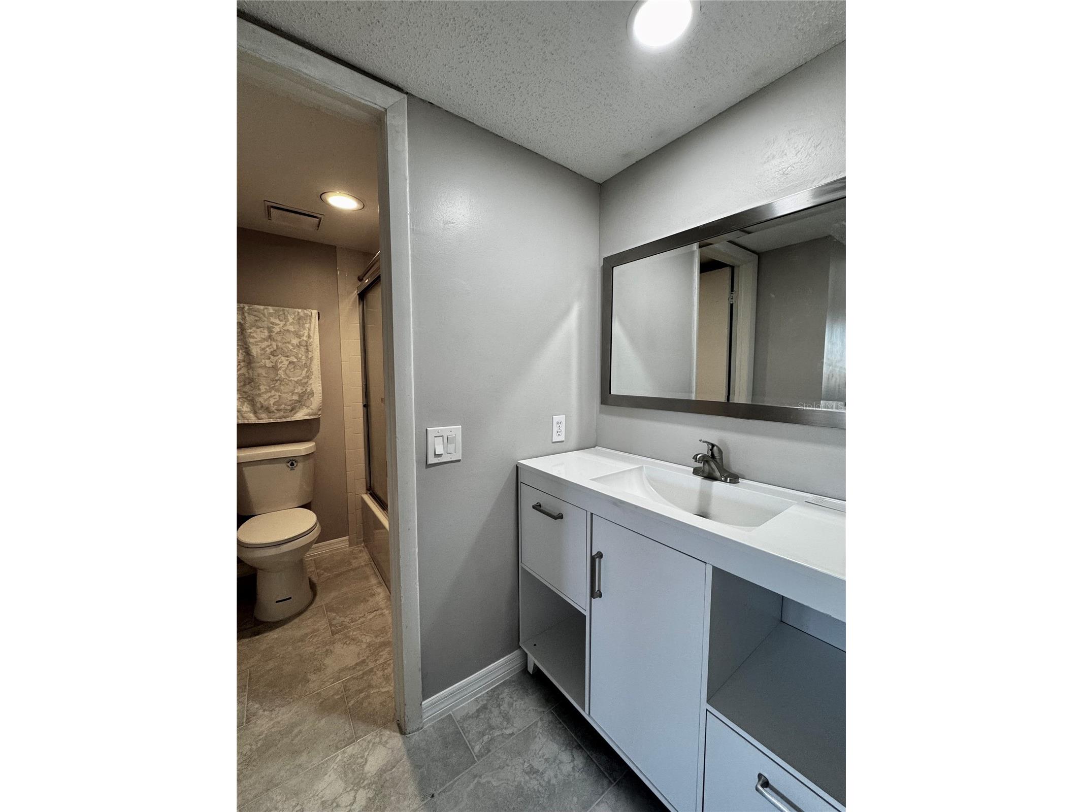 4543 Longwater #22 Sarasota FL 34235 A4664036 image15