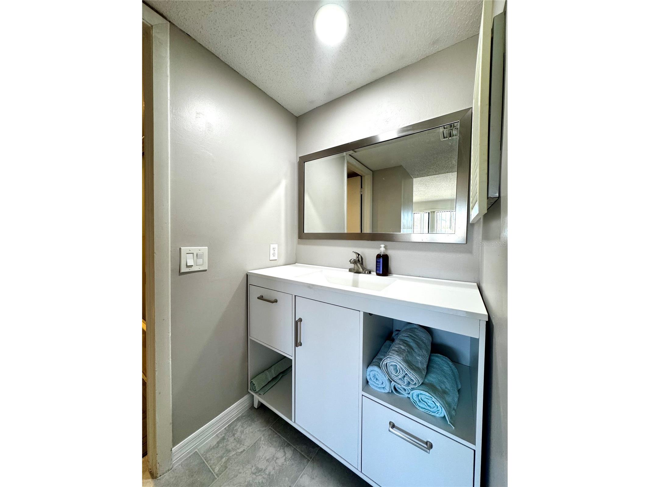 4543 Longwater #22 Sarasota FL 34235 A4664036 image35