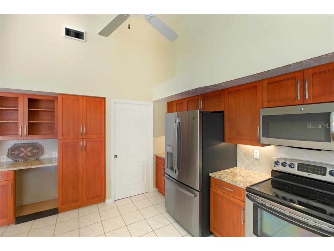 4544 Longspur Lane Sarasota FL 34238 A4669125 image16