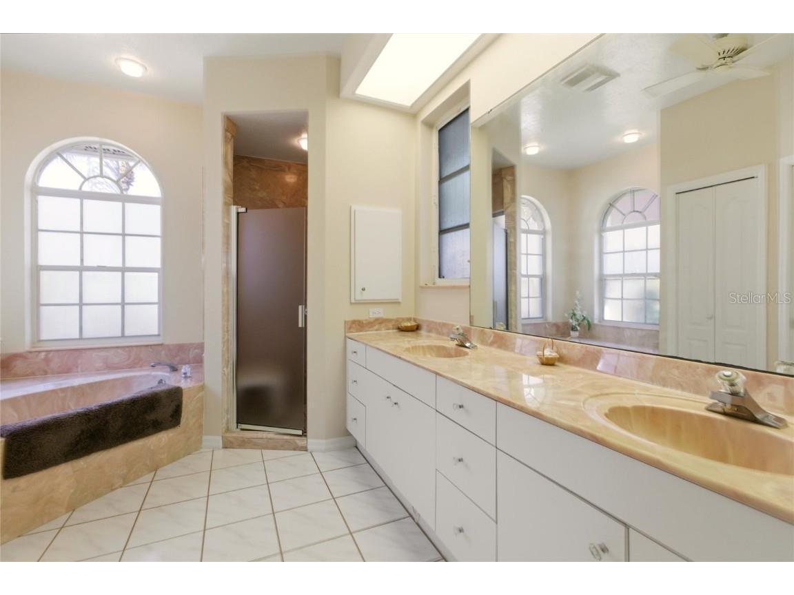 4544 Longspur Lane Sarasota FL 34238 A4669125 image26