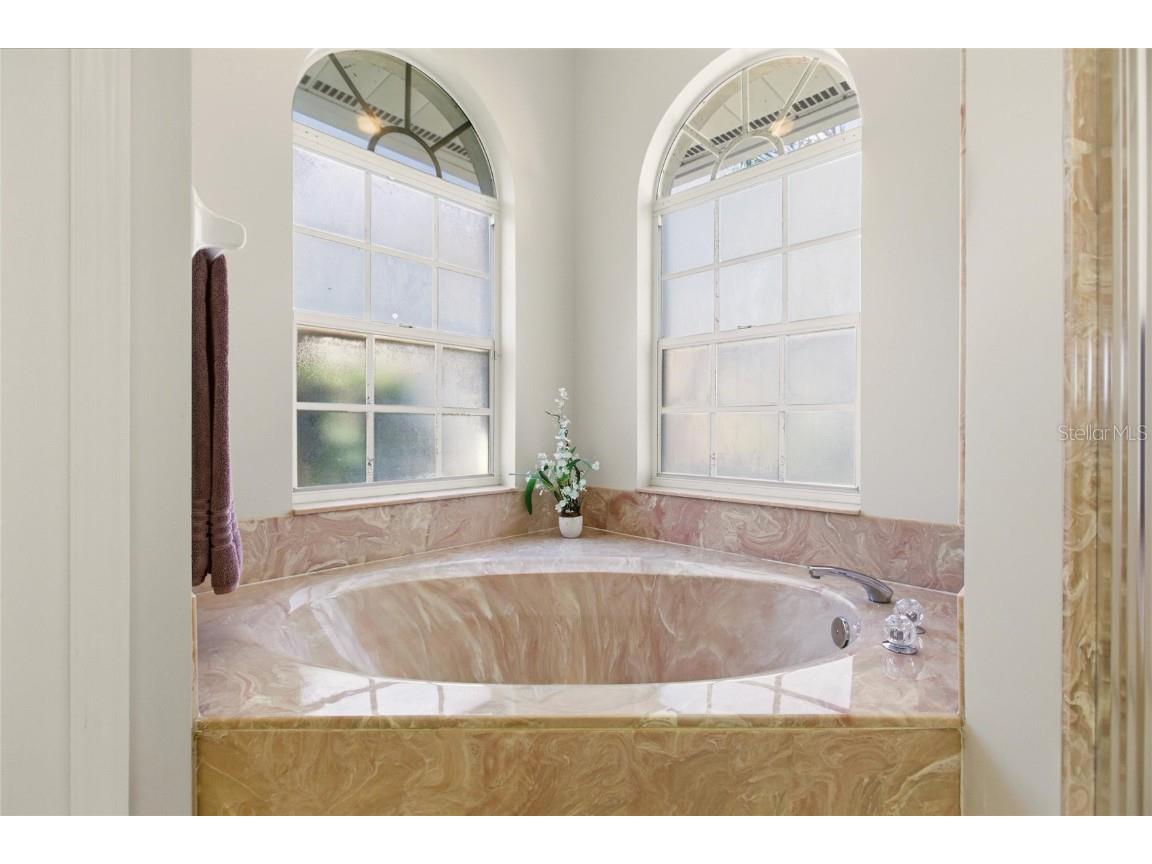 4544 Longspur Lane Sarasota FL 34238 A4669125 image27