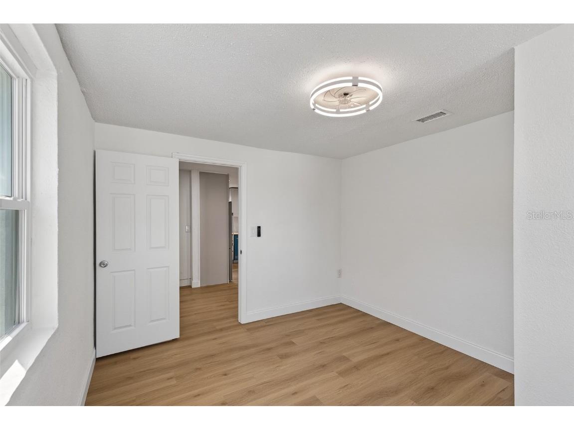 4545 12th Avenue S Saint Petersburg FL 33711 TB8451636 image10