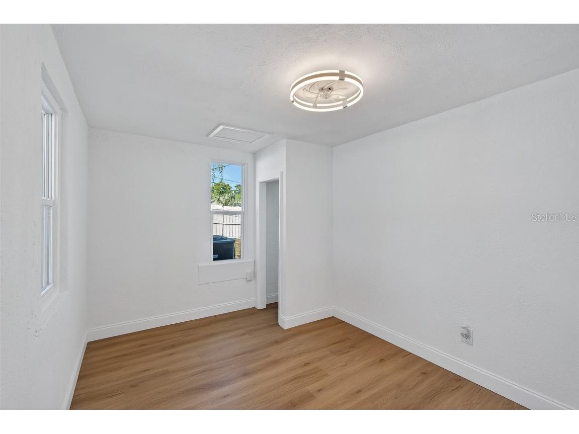 4545 12th Avenue S Saint Petersburg FL 33711 TB8451636 image12