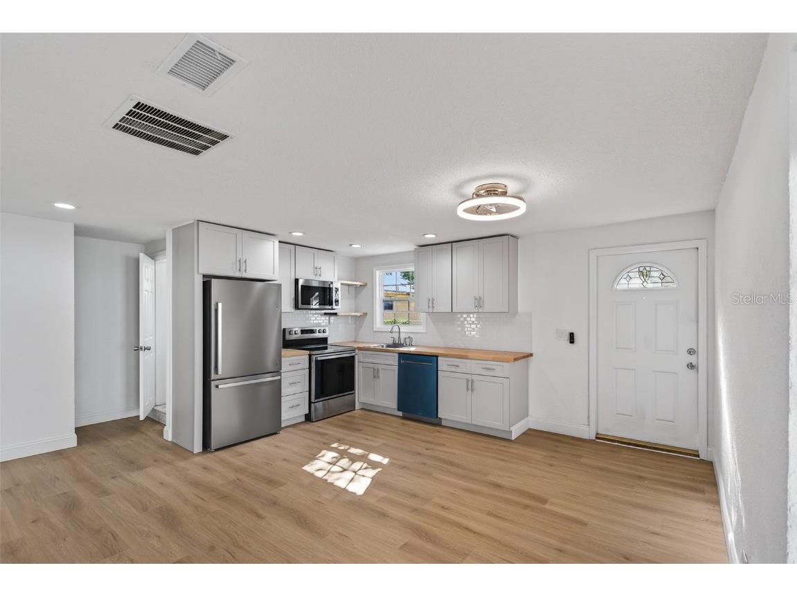 4545 12th Avenue S Saint Petersburg FL 33711 TB8451636 image8