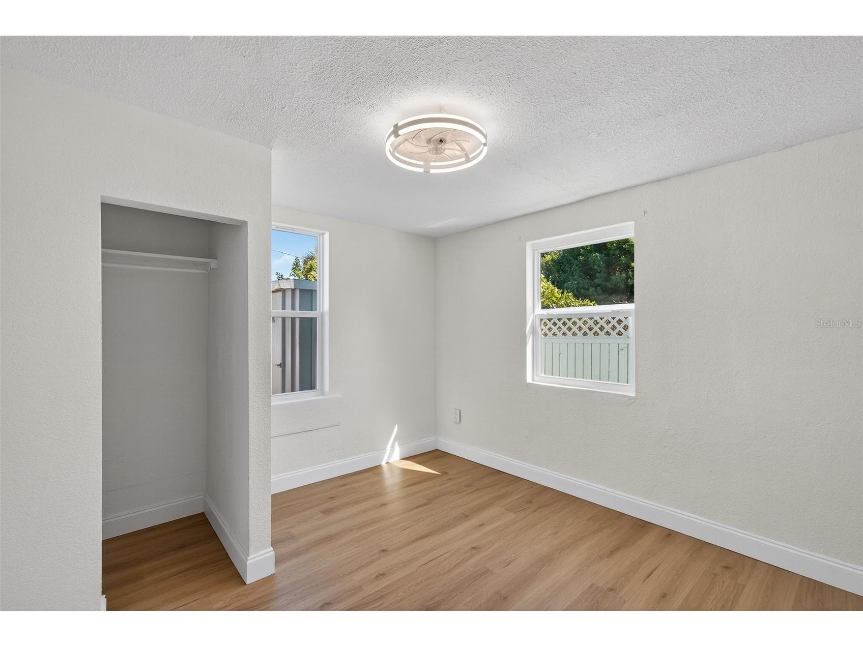 4545 12th Avenue S Saint Petersburg FL 33711 TB8518742 image12