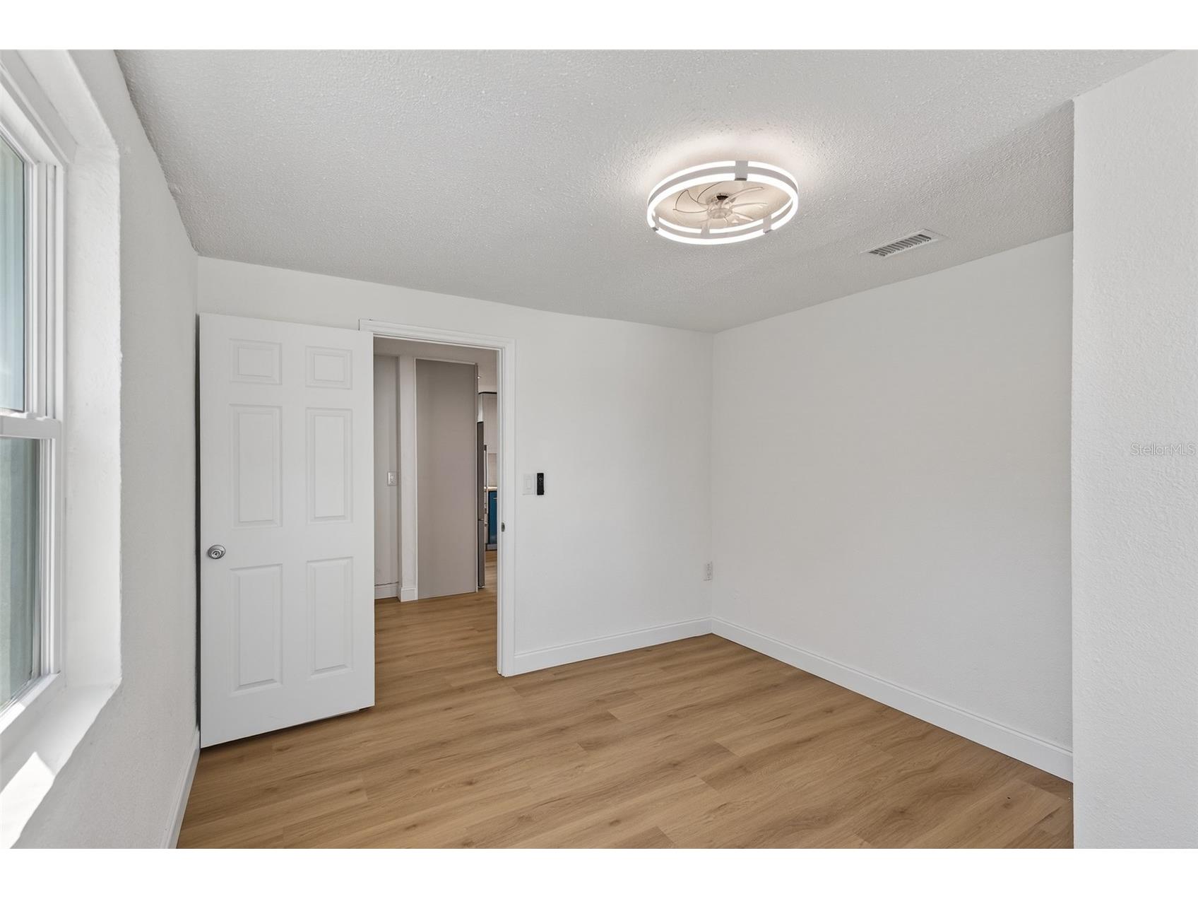 4545 12th Avenue S Saint Petersburg FL 33711 TB8518742 image13
