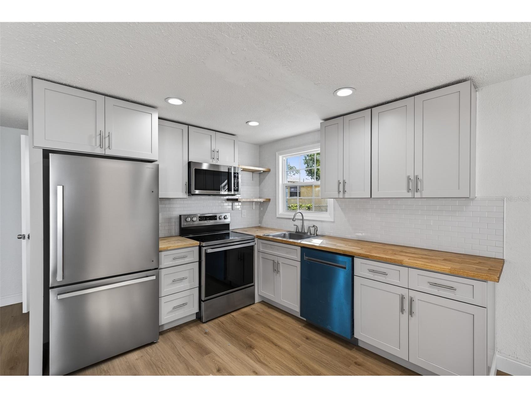 4545 12th Avenue S Saint Petersburg FL 33711 TB8518742 image5