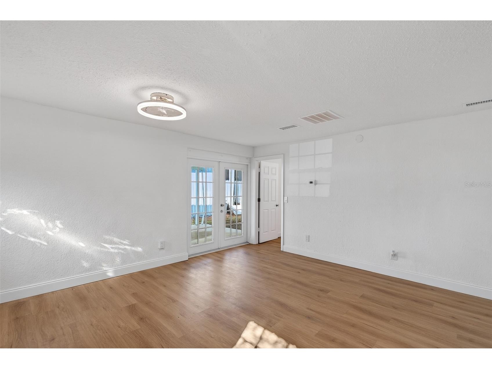 4545 12th Avenue S Saint Petersburg FL 33711 TB8518742 image8