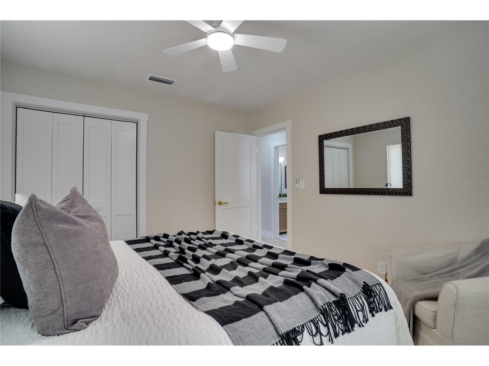 4545 25th Avenue N Saint Petersburg FL 33713 TB8501886 image22